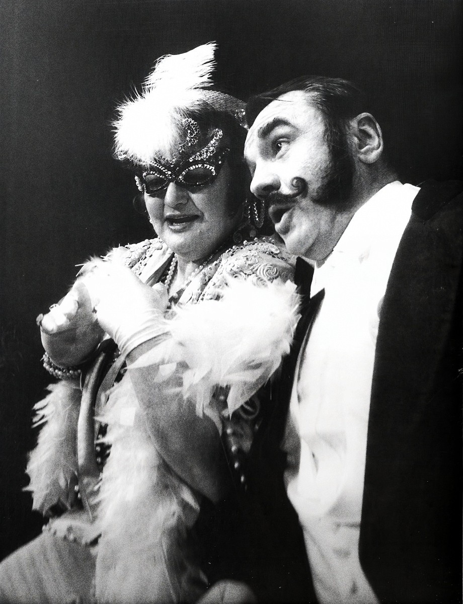 Mirella Toić (Rosalinda) i Voljen Grbac (Eisenstein), Johann Strauss, <em>Šišmiš</em>, HNK Ivana pl. Zajca, Rijeka, 1998.