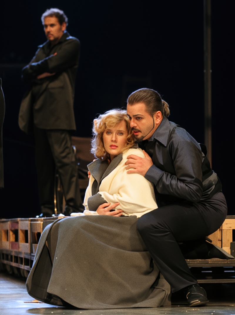 Ingrid Haller (Sunčanica) i Davor Lešić (Veliki Vezir), Boris Papandopulo, <em>Sunčanica</em>, dirigent Nikša Bareza, redatelj Ozren Prohić, Hrvatsko narodno kazalište Ivana pl. Zajca, premijera 2008.